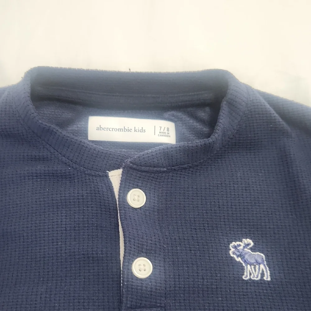Abercrombie Kids Long Sleeve Shirts - Picture 2 of 7
